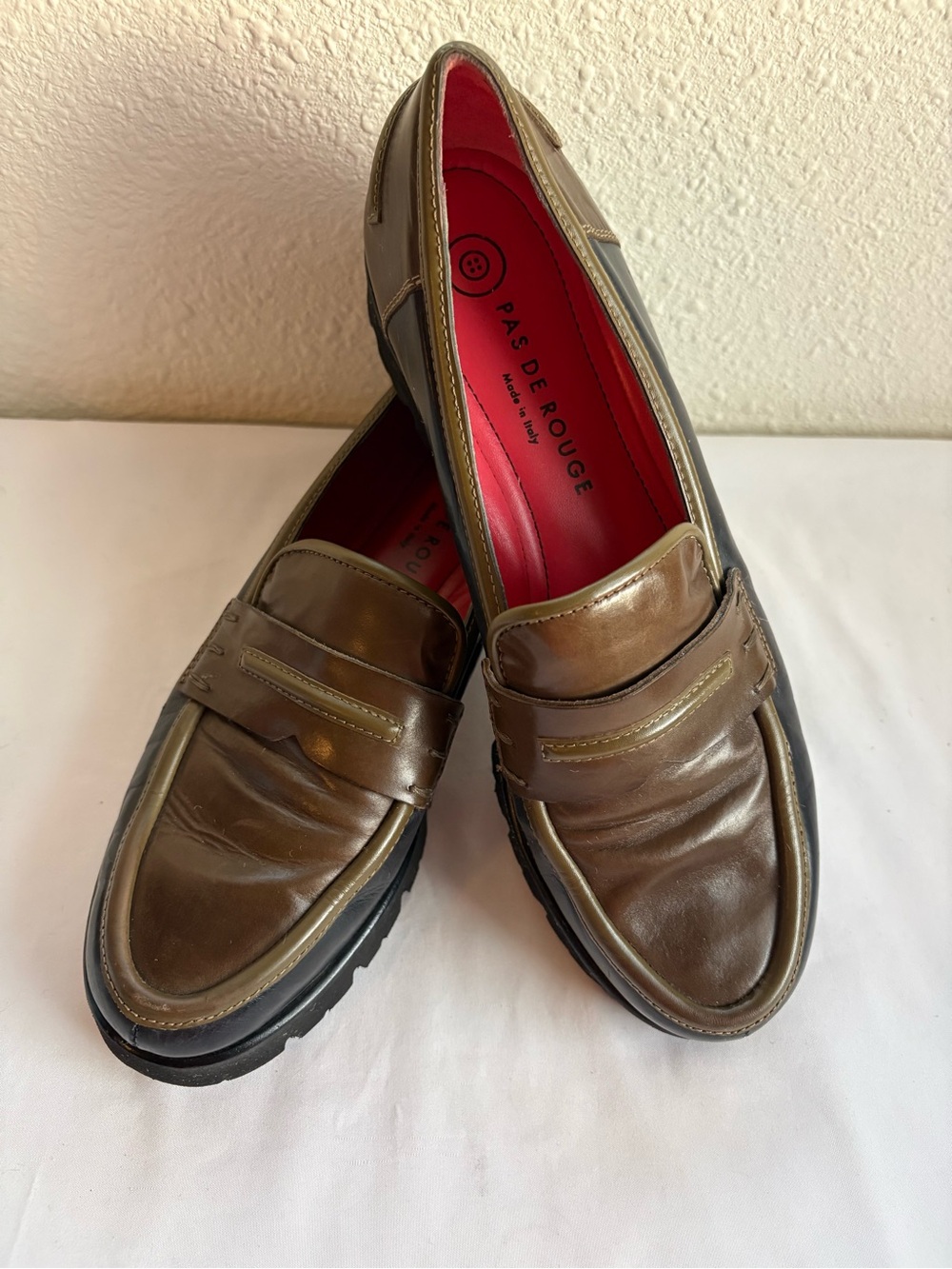 Pas de Rouge loafers
